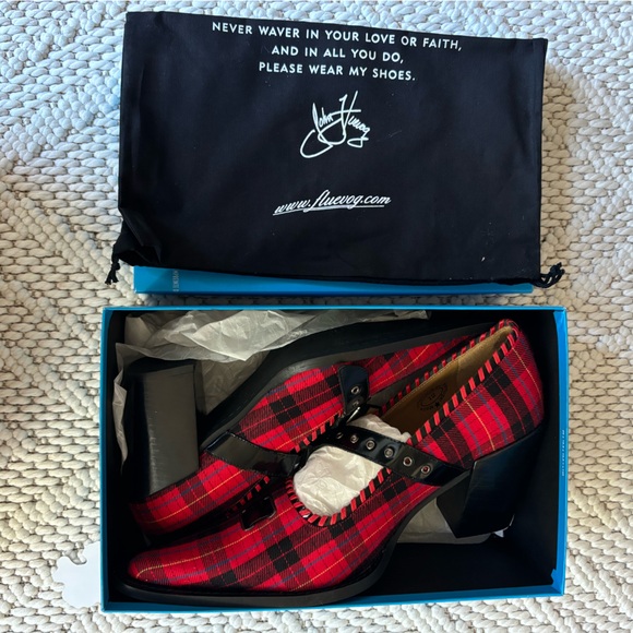 Fluevog Willow Mary Jane Heels - 12 - Picture 4 of 9